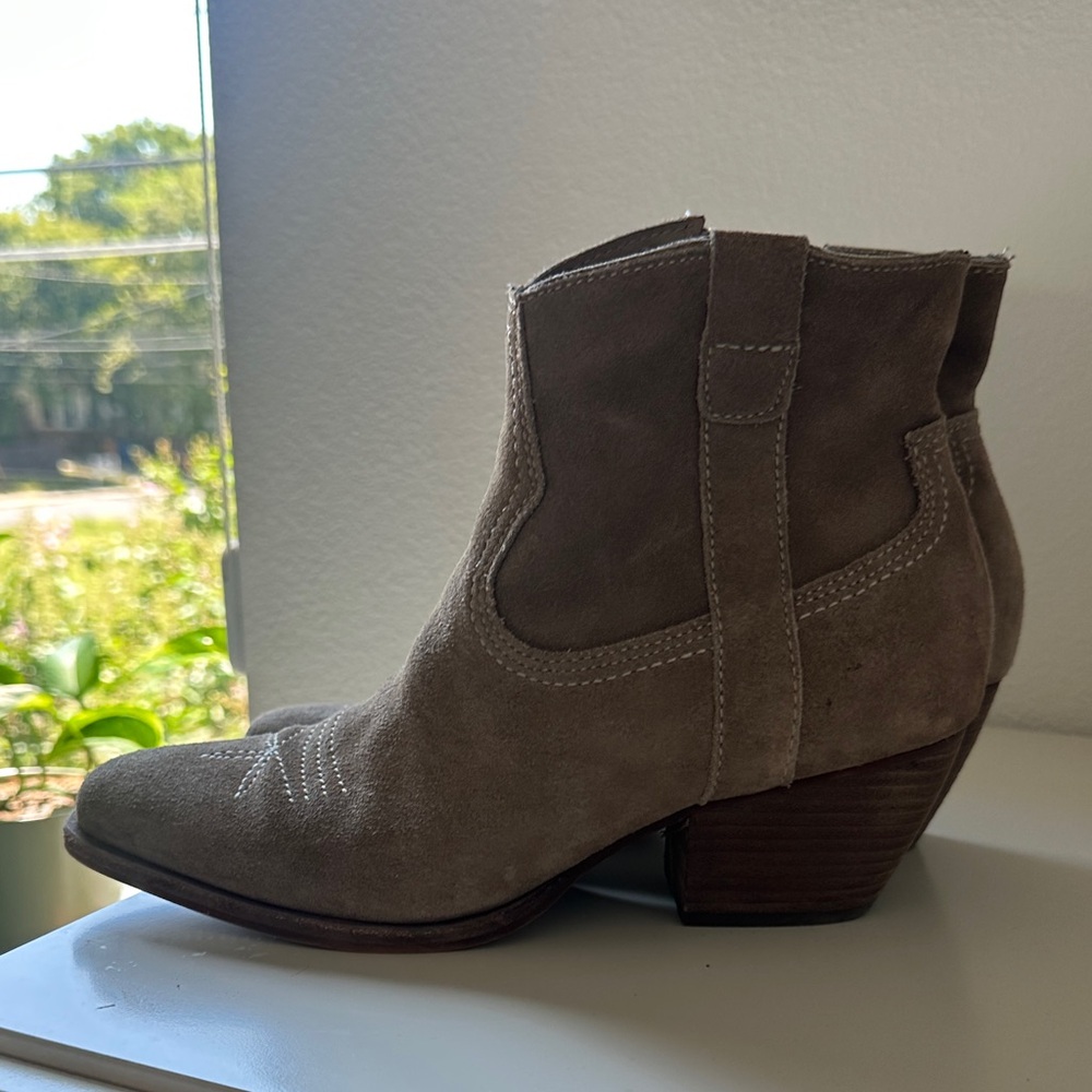Dolce Vita Brown Suede Ankle Boots